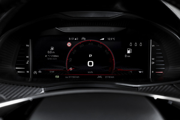 Škoda Kamiq 1.5 TSI 150 PK Monte Carlo - Automaat | Pano | Elek. Trekhaak | Dig. Cockpit | Cruise | Stoel-+Stuurverw. | Camera | PDC | NAV + App. Connect | ECC |  LM 18" | 5734