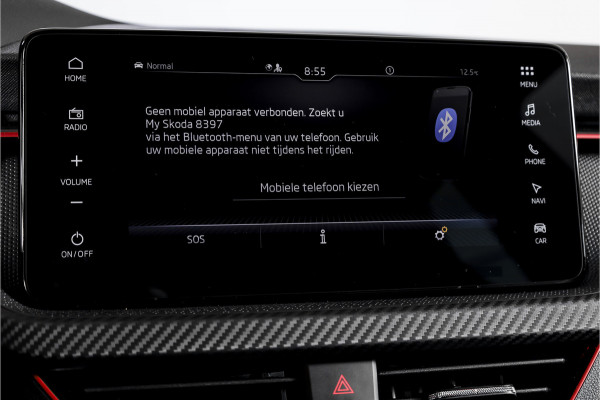 Škoda Kamiq 1.5 TSI 150 PK Monte Carlo - Automaat | Pano | Elek. Trekhaak | Dig. Cockpit | Cruise | Stoel-+Stuurverw. | Camera | PDC | NAV + App. Connect | ECC |  LM 18" | 5734