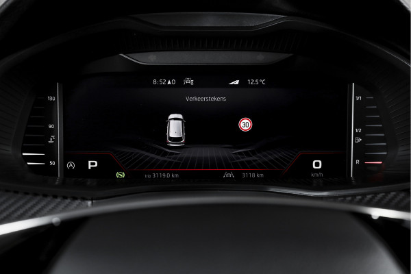 Škoda Kamiq 1.5 TSI 150 PK Monte Carlo - Automaat | Pano | Elek. Trekhaak | Dig. Cockpit | Cruise | Stoel-+Stuurverw. | Camera | PDC | NAV + App. Connect | ECC |  LM 18" | 5734