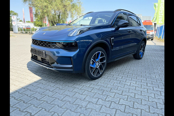 Lynk & Co 01 1.5 PHEV HYBRID 261 PK 6.6kw lader MY2023 (BOVAG/RIJKLAARPRIJS)