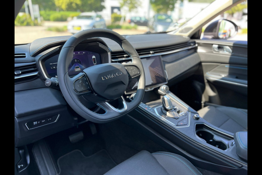 Lynk & Co 01 1.5 PHEV HYBRID 261 PK 6.6kw lader MY2023 (BOVAG/RIJKLAARPRIJS)