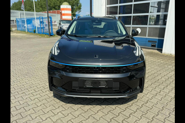 Lynk & Co 01 1.5 PHEV HYBRID 261 PK 6.6kw lader (BOVAG/RIJKLAARPRIJS)