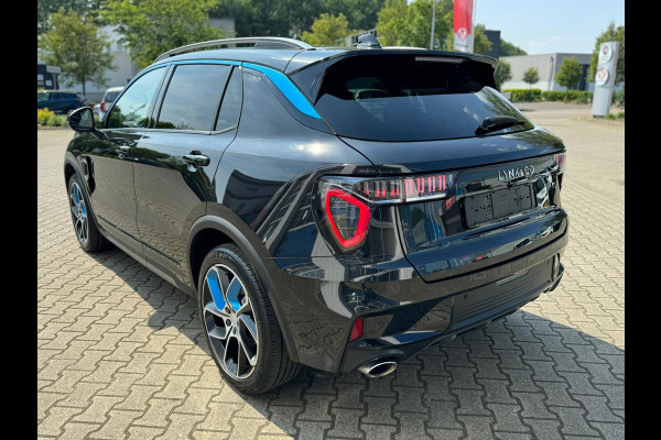 Lynk & Co 01 1.5 PHEV HYBRID 261 PK 6.6kw lader (BOVAG/RIJKLAARPRIJS)