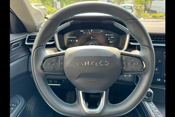 Lynk & Co 01 1.5 PHEV HYBRID 261 PK 6.6kw lader (BOVAG/RIJKLAARPRIJS)