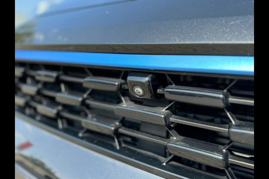 Lynk & Co 01 1.5 PHEV HYBRID 261 PK 6.6kw lader (BOVAG/RIJKLAARPRIJS)