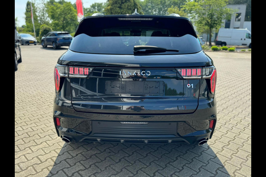 Lynk & Co 01 1.5 PHEV HYBRID 261 PK 6.6kw lader (BOVAG/RIJKLAARPRIJS)