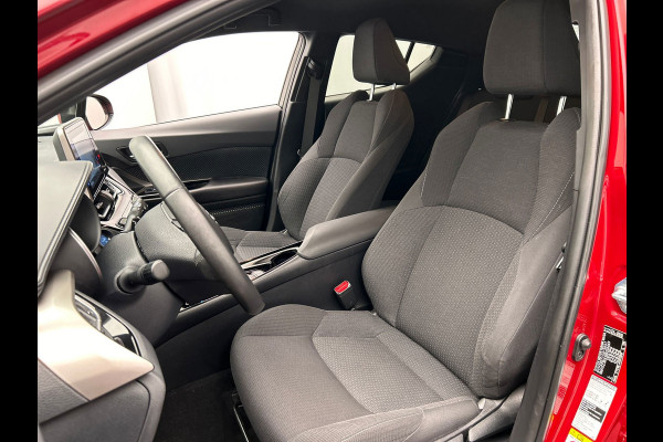 Toyota C-HR 1.8 Hybrid Business Intro | Trekhaak | Navigatie | Camera | Climate-control | Stoelverwarming | Cruise-control |