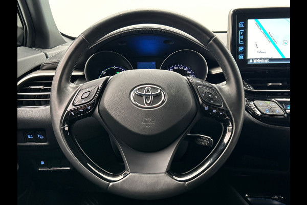 Toyota C-HR 1.8 Hybrid Business Intro | Trekhaak | Navigatie | Camera | Climate-control | Stoelverwarming | Cruise-control |