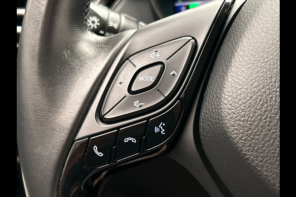 Toyota C-HR 1.8 Hybrid Business Intro | Trekhaak | Navigatie | Camera | Climate-control | Stoelverwarming | Cruise-control |