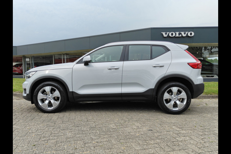 Volvo XC40 T2 130PK Momentum Business | BLIS | Camera Achter | PDC V+A | Carplay | Adapt. Cruise