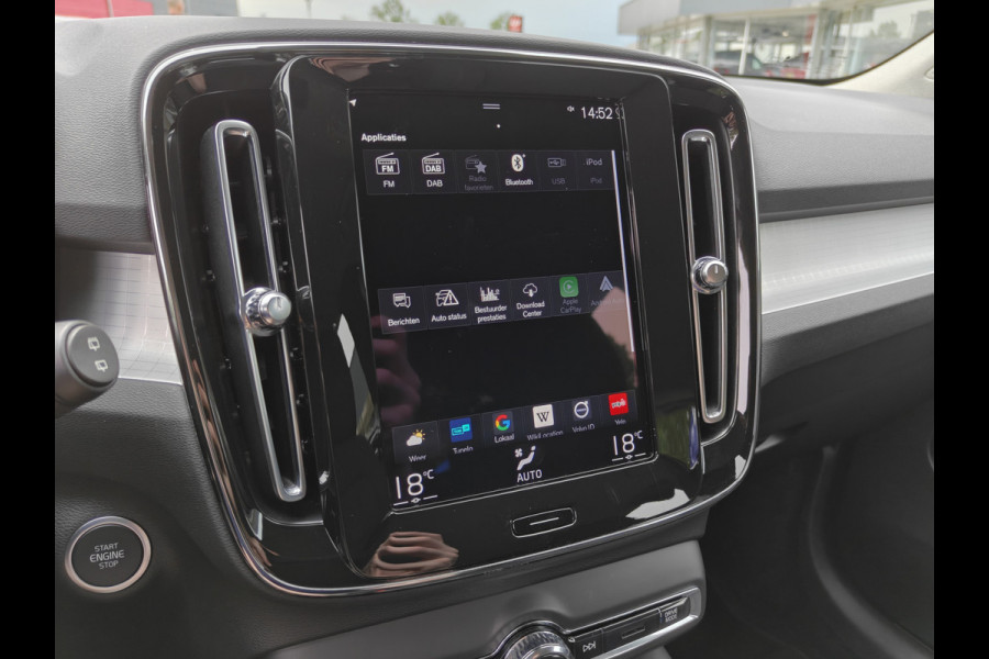 Volvo XC40 T2 130PK Momentum Business | BLIS | Camera Achter | PDC V+A | Carplay | Adapt. Cruise