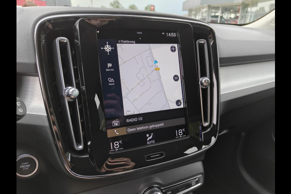 Volvo XC40 T2 130PK Momentum Business | BLIS | Camera Achter | PDC V+A | Carplay | Adapt. Cruise