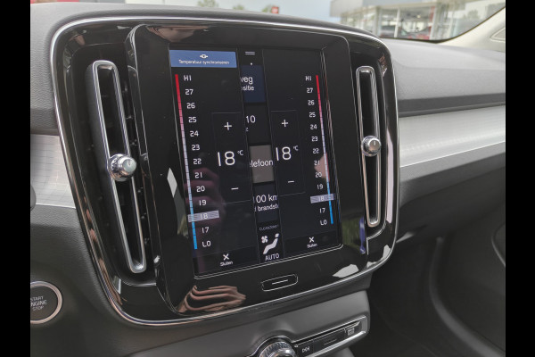 Volvo XC40 T2 130PK Momentum Business | BLIS | Camera Achter | PDC V+A | Carplay | Adapt. Cruise