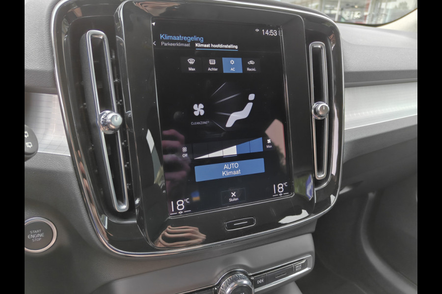 Volvo XC40 T2 130PK Momentum Business | BLIS | Camera Achter | PDC V+A | Carplay | Adapt. Cruise