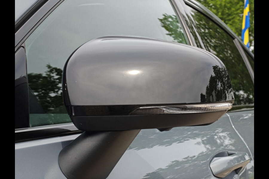 Volvo S60 T6 AWD 340PK Plug-in Hybrid R-Design | 20'' | Panodak | H&K | 360 Camera | Leder dashboard |