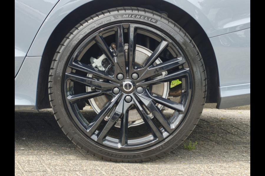 Volvo S60 T6 AWD 340PK Plug-in Hybrid R-Design | 20'' | Panodak | H&K | 360 Camera | Leder dashboard |