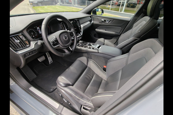 Volvo S60 T6 AWD 340PK Plug-in Hybrid R-Design | 20'' | Panodak | H&K | 360 Camera | Leder dashboard |