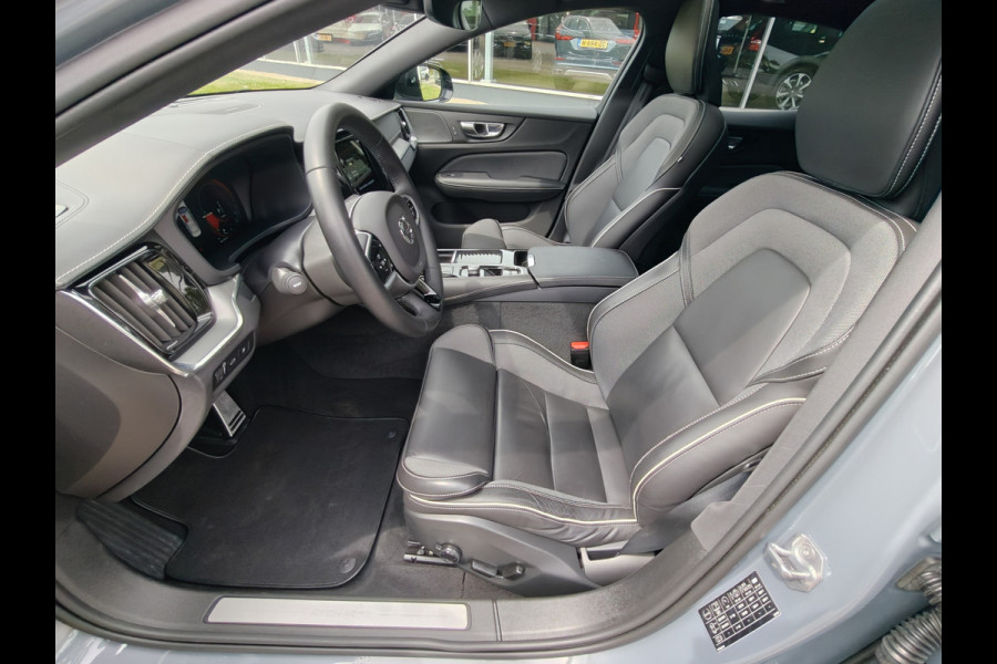 Volvo S60 T6 AWD 340PK Plug-in Hybrid R-Design | 20'' | Panodak | H&K | 360 Camera | Leder dashboard |