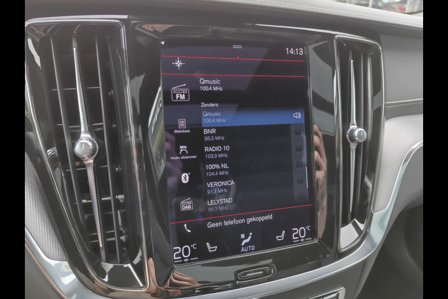 Volvo S60 T6 AWD 340PK Plug-in Hybrid R-Design | 20'' | Panodak | H&K | 360 Camera | Leder dashboard |