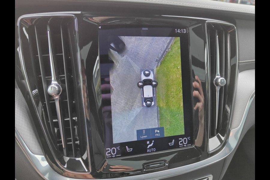 Volvo S60 T6 AWD 340PK Plug-in Hybrid R-Design | 20'' | Panodak | H&K | 360 Camera | Leder dashboard |