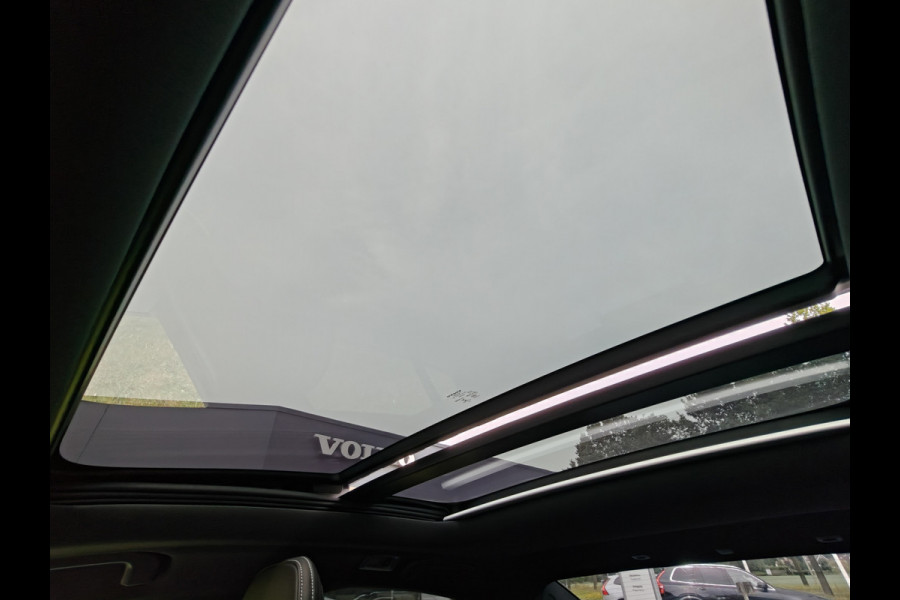 Volvo S60 T6 AWD 340PK Plug-in Hybrid R-Design | 20'' | Panodak | H&K | 360 Camera | Leder dashboard |