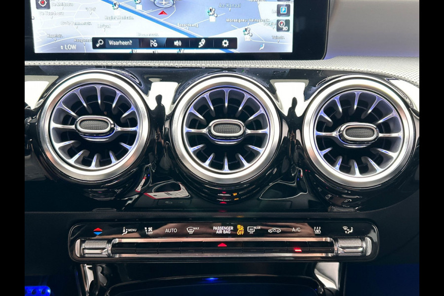 Mercedes-Benz A-Klasse 250 e AMG Line | Carplay | Navigatie | Burmeister | Camera | Climate-control | Cruise |