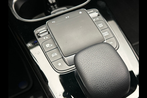 Mercedes-Benz A-Klasse 250 e AMG Line | Carplay | Navigatie | Burmeister | Camera | Climate-control | Cruise |