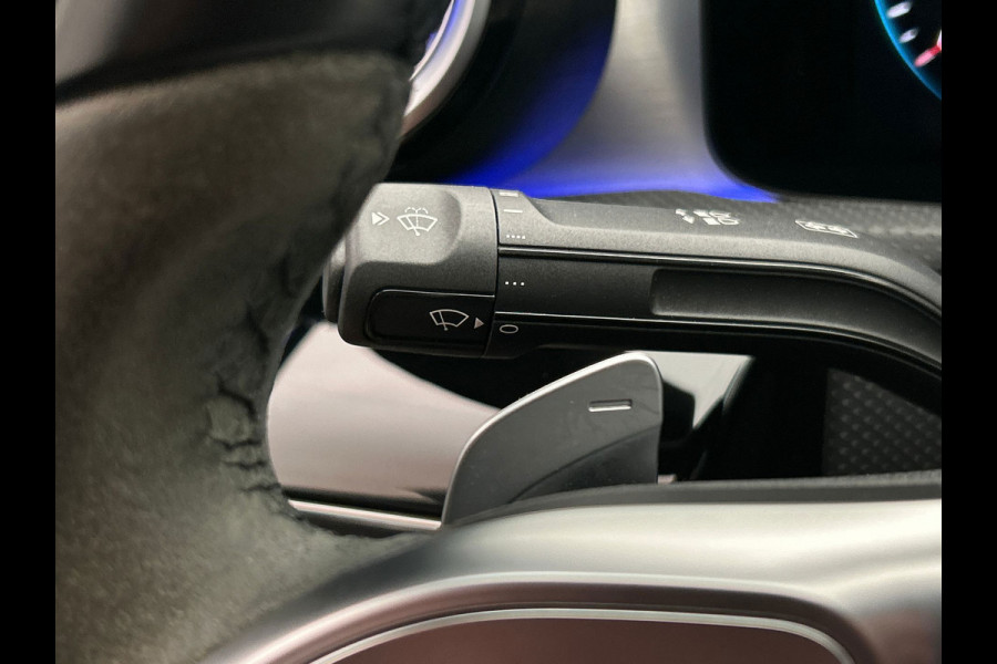 Mercedes-Benz A-Klasse 250 e AMG Line | Carplay | Navigatie | Burmeister | Camera | Climate-control | Cruise |
