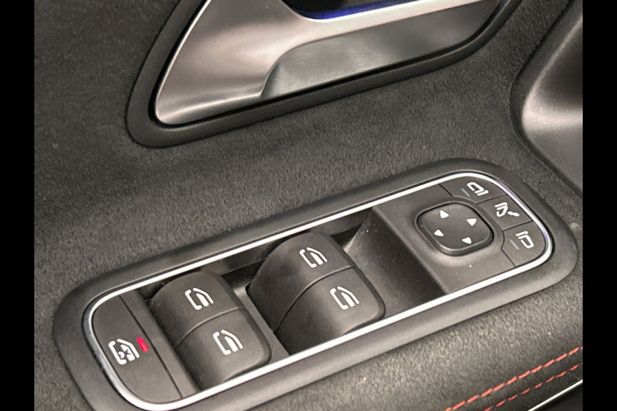 Mercedes-Benz A-Klasse 250 e AMG Line | Carplay | Navigatie | Burmeister | Camera | Climate-control | Cruise |