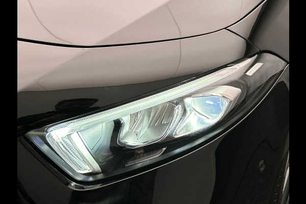 Mercedes-Benz A-Klasse 250 e AMG Line | Carplay | Navigatie | Burmeister | Camera | Climate-control | Cruise |