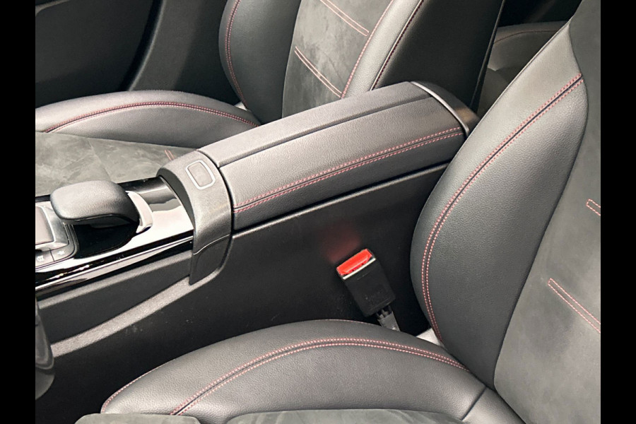 Mercedes-Benz A-Klasse 250 e AMG Line | Carplay | Navigatie | Burmeister | Camera | Climate-control | Cruise |