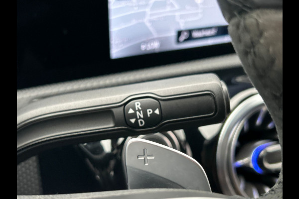 Mercedes-Benz A-Klasse 250 e AMG Line | Carplay | Navigatie | Burmeister | Camera | Climate-control | Cruise |