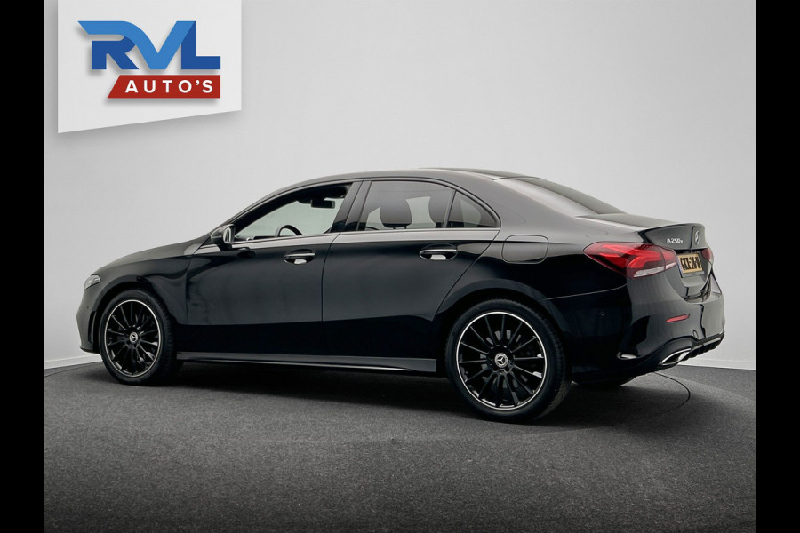 Mercedes-Benz A-Klasse 250 e AMG Line | Carplay | Navigatie | Burmeister | Camera | Climate-control | Cruise |