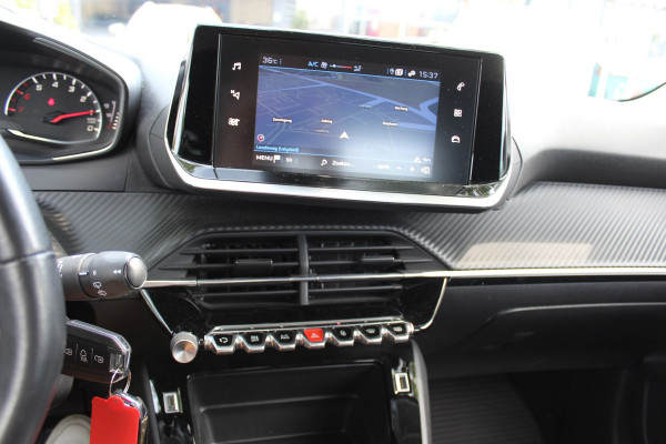 Peugeot 208 1.2 PureTech Active LAGE KM nap