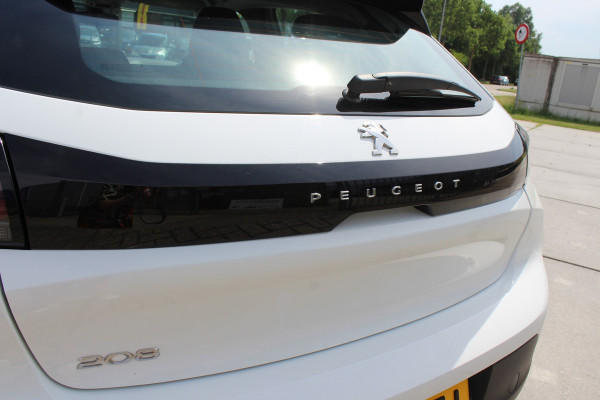 Peugeot 208 1.2 PureTech Active LAGE KM nap