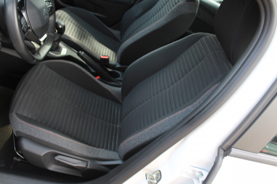 Peugeot 208 1.2 PureTech Active LAGE KM nap