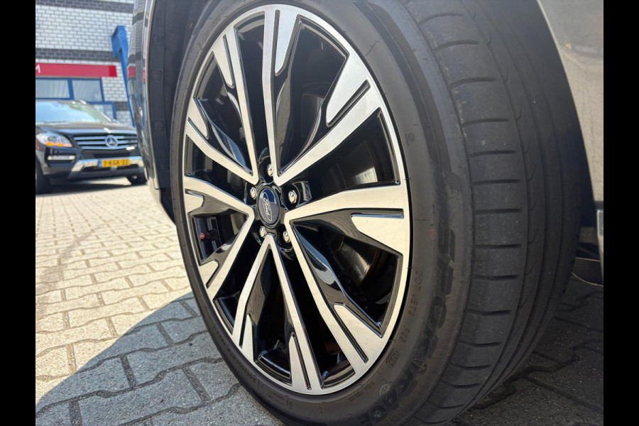 Ford Kuga 2.5 PHEV ST-Line X