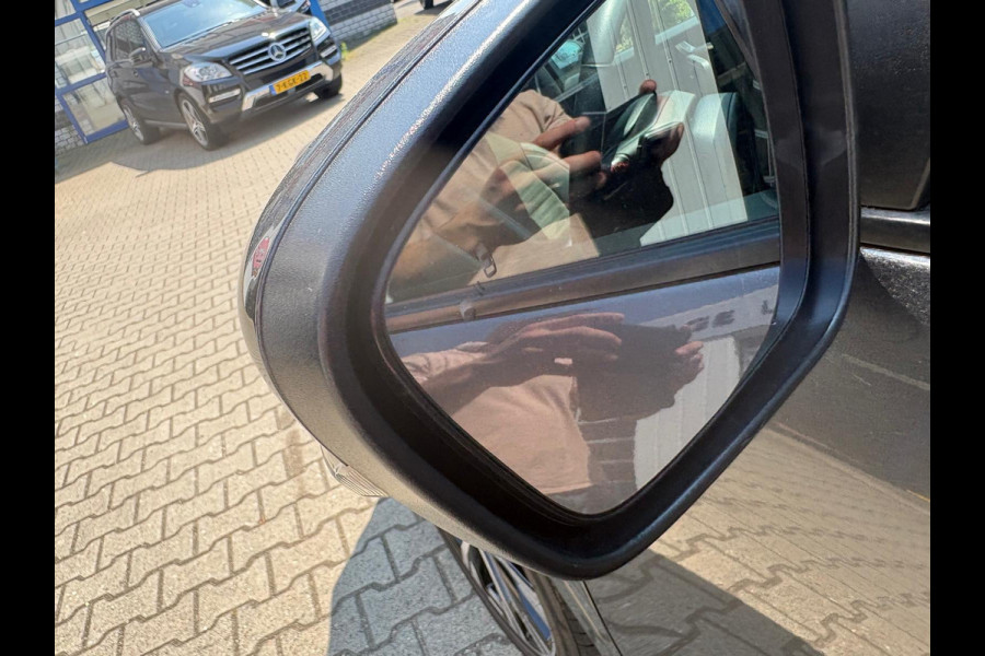 Ford Kuga 2.5 PHEV ST-Line X