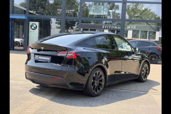 Tesla Model Y Performance AWD 75 kWh VAN: 42.900,- VOOR: 39.877,- UW WKVOORDEEL: 3.023,- | RIJKLAAR GELEVERD | 12 MND BOVAG GARANTIE | TESLA GARANTIE ACCU + AANDRIJFLIJN T/M 03-2031/ 240.000KM|