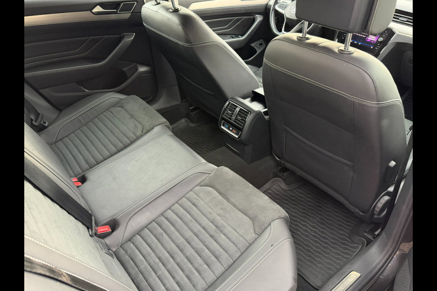 Volkswagen Passat Variant 1.5 TSI Business +