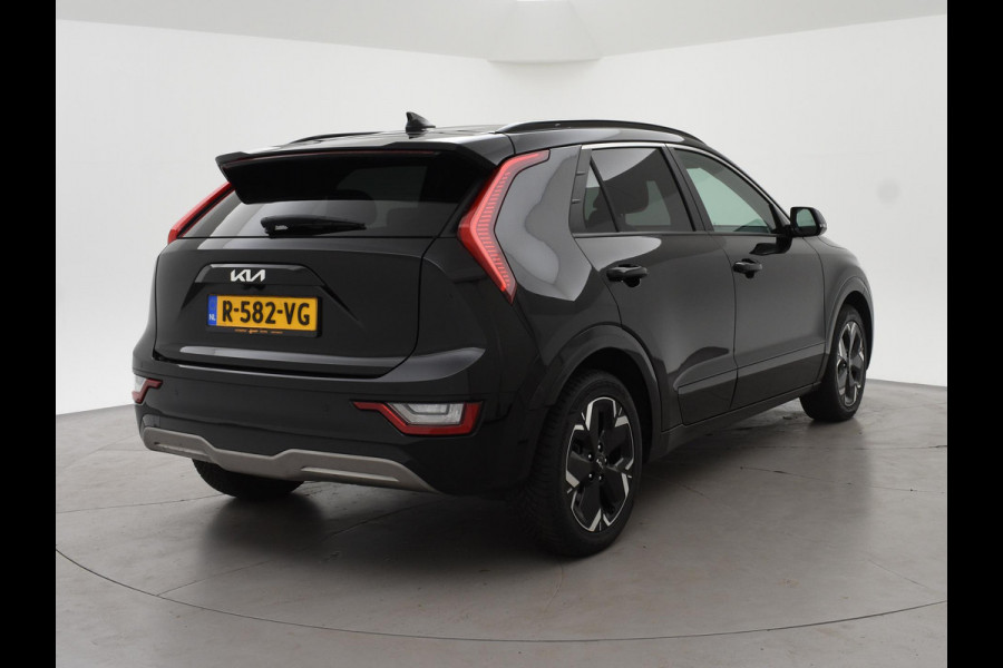 Kia Niro EV DYNAMICPLUSLINE 64.8 kWh + SCHUIFDAK | LEDER | HEAD-UP | CAMERA | SFEERVERLICHTING | ADAPTIVE CRUISE