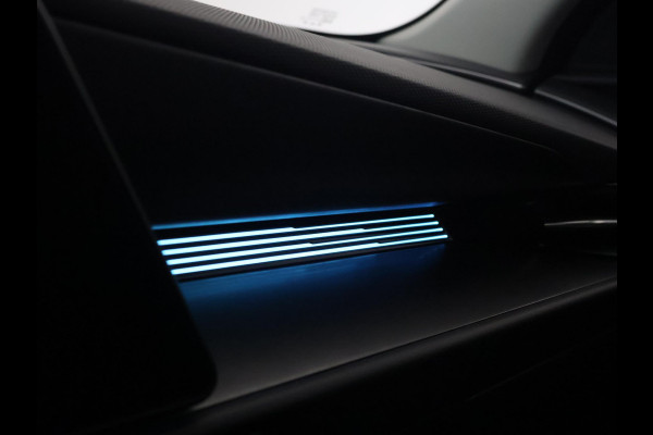 Kia Niro EV DYNAMICPLUSLINE 64.8 kWh + SCHUIFDAK | LEDER | HEAD-UP | CAMERA | SFEERVERLICHTING | ADAPTIVE CRUISE