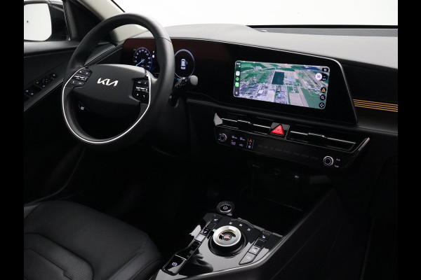 Kia Niro EV DYNAMICPLUSLINE 64.8 kWh + SCHUIFDAK | LEDER | HEAD-UP | CAMERA | SFEERVERLICHTING | ADAPTIVE CRUISE