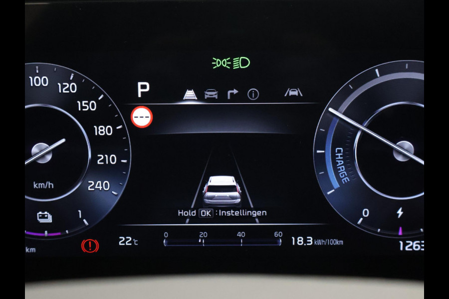 Kia Niro EV DYNAMICPLUSLINE 64.8 kWh + SCHUIFDAK | LEDER | HEAD-UP | CAMERA | SFEERVERLICHTING | ADAPTIVE CRUISE