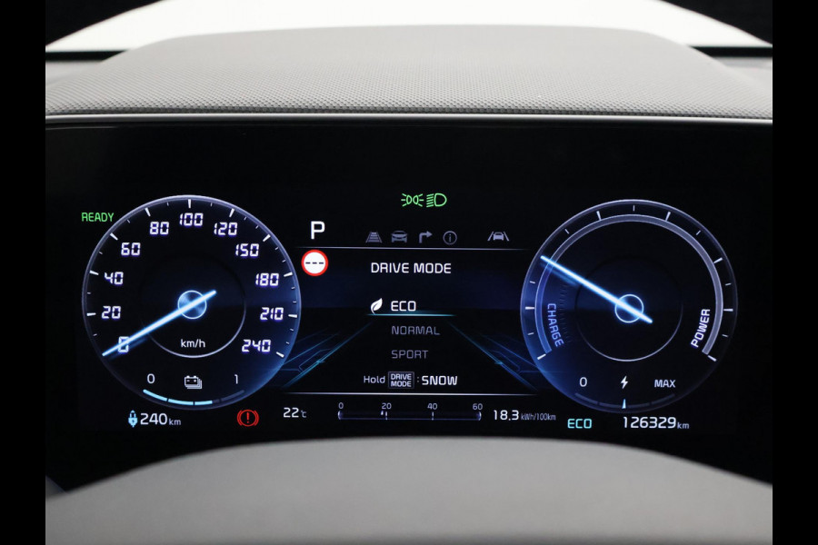 Kia Niro EV DYNAMICPLUSLINE 64.8 kWh + SCHUIFDAK | LEDER | HEAD-UP | CAMERA | SFEERVERLICHTING | ADAPTIVE CRUISE