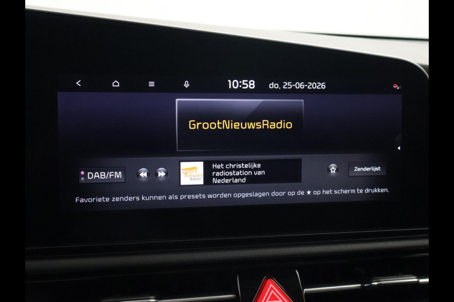 Kia Niro EV DYNAMICPLUSLINE 64.8 kWh + SCHUIFDAK | LEDER | HEAD-UP | CAMERA | SFEERVERLICHTING | ADAPTIVE CRUISE
