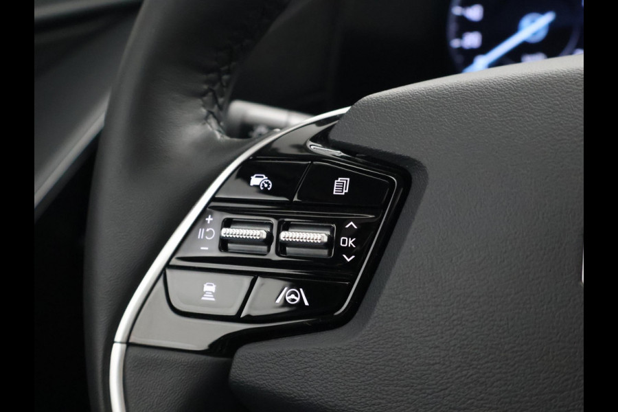 Kia Niro EV DYNAMICPLUSLINE 64.8 kWh + SCHUIFDAK | LEDER | HEAD-UP | CAMERA | SFEERVERLICHTING | ADAPTIVE CRUISE
