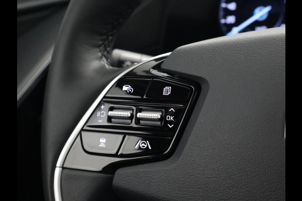 Kia Niro EV DYNAMICPLUSLINE 64.8 kWh + SCHUIFDAK | LEDER | HEAD-UP | CAMERA | SFEERVERLICHTING | ADAPTIVE CRUISE