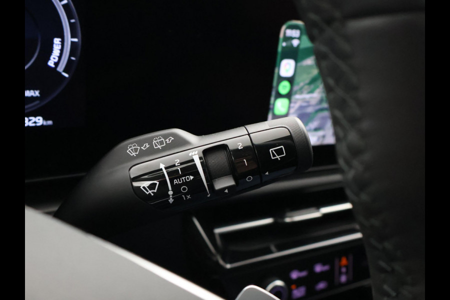 Kia Niro EV DYNAMICPLUSLINE 64.8 kWh + SCHUIFDAK | LEDER | HEAD-UP | CAMERA | SFEERVERLICHTING | ADAPTIVE CRUISE