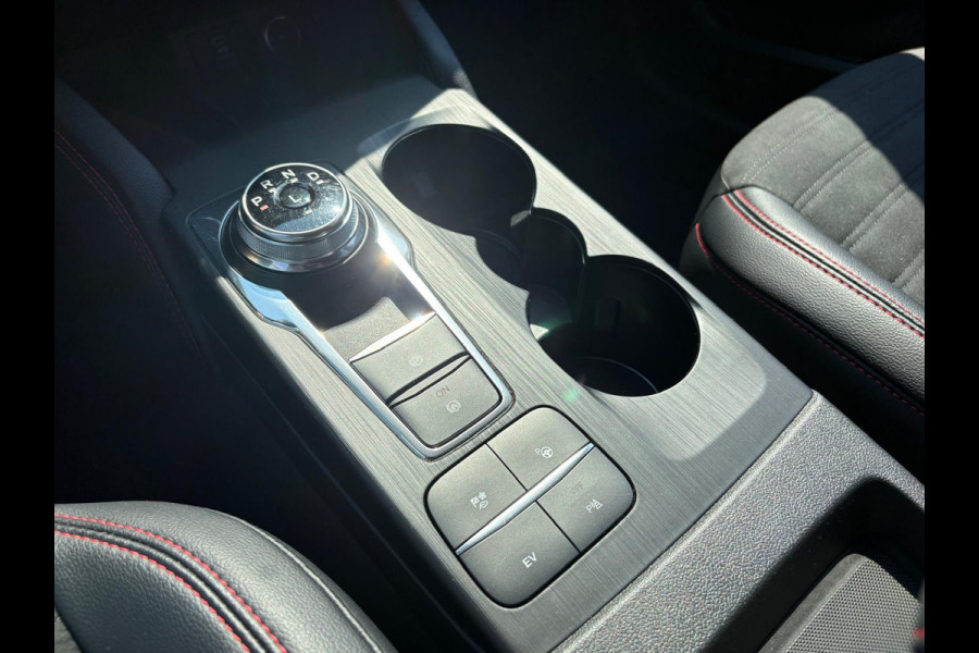 Ford Kuga 2.5 PHEV ST-Line X